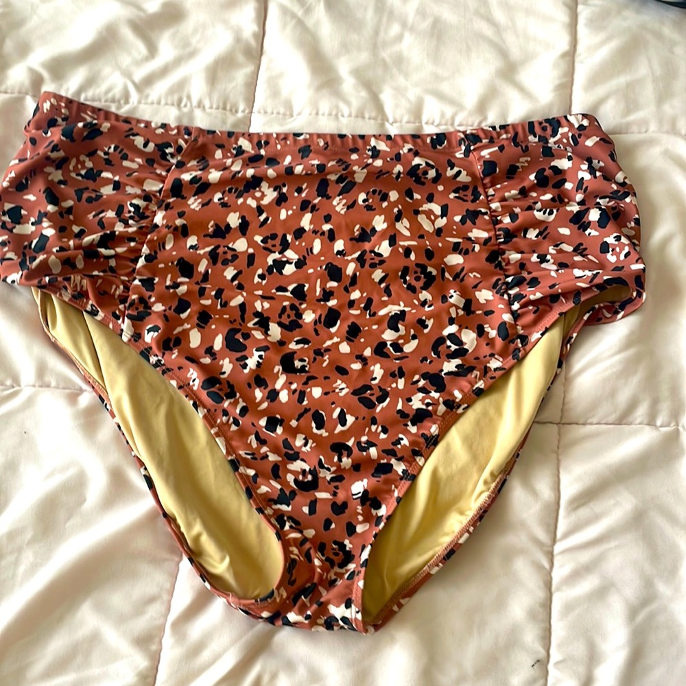 Old Navy Swim Bottoms